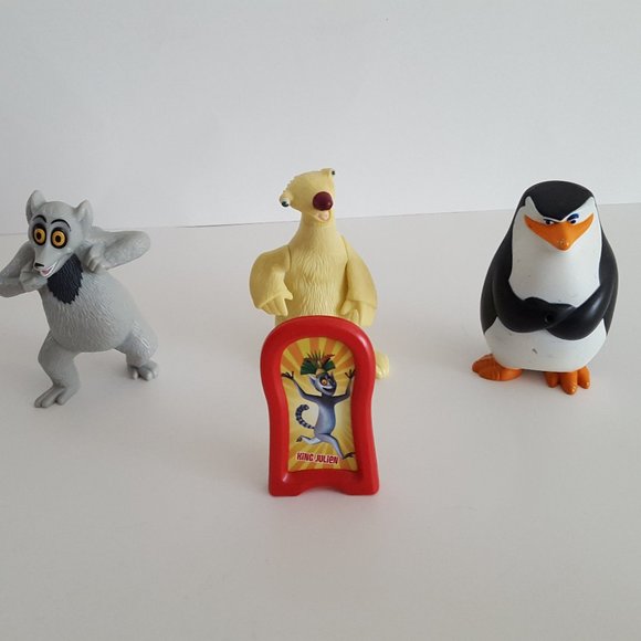 Fast Food Kids Meals Toys Lot of 10: Ice Age, Penguins of Madagascar, Su… - Picture 4 of 4